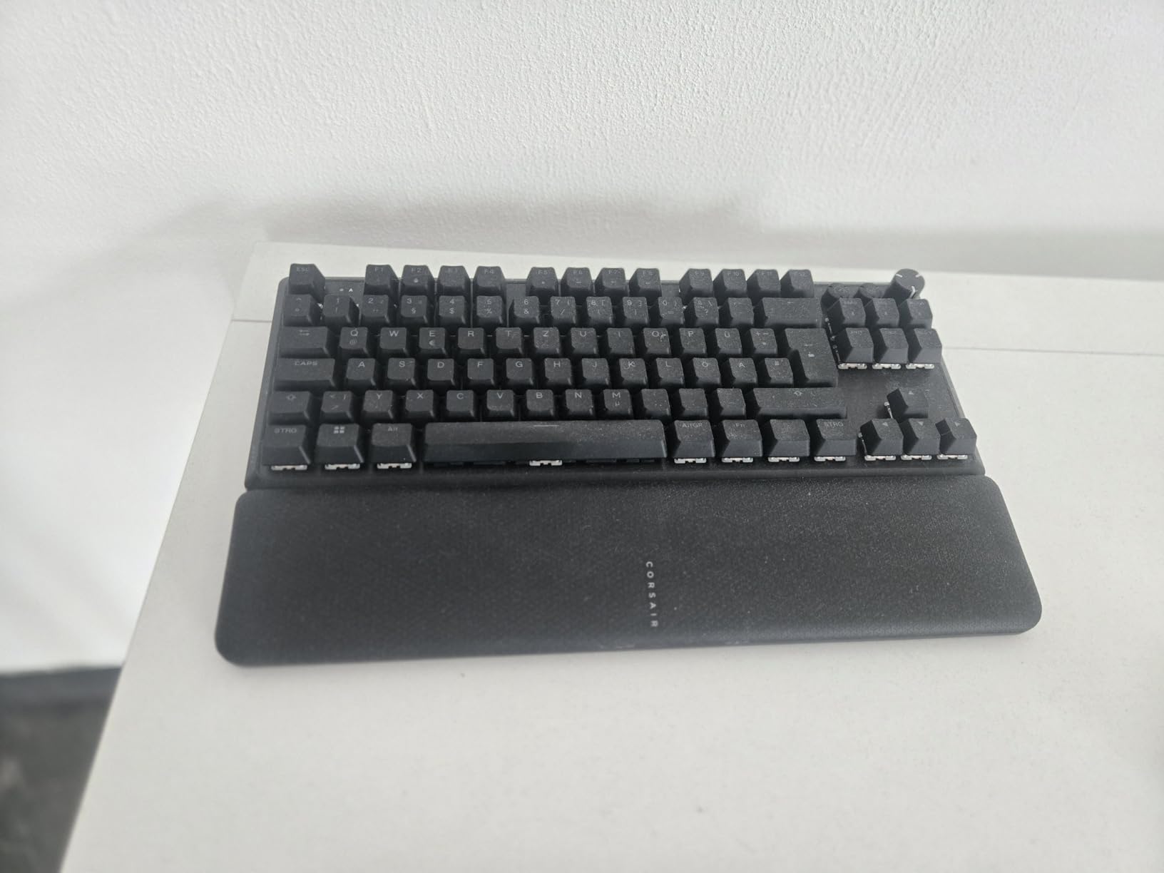 Klasse Tasten, gewöhnungsbedürftiger Knopf
