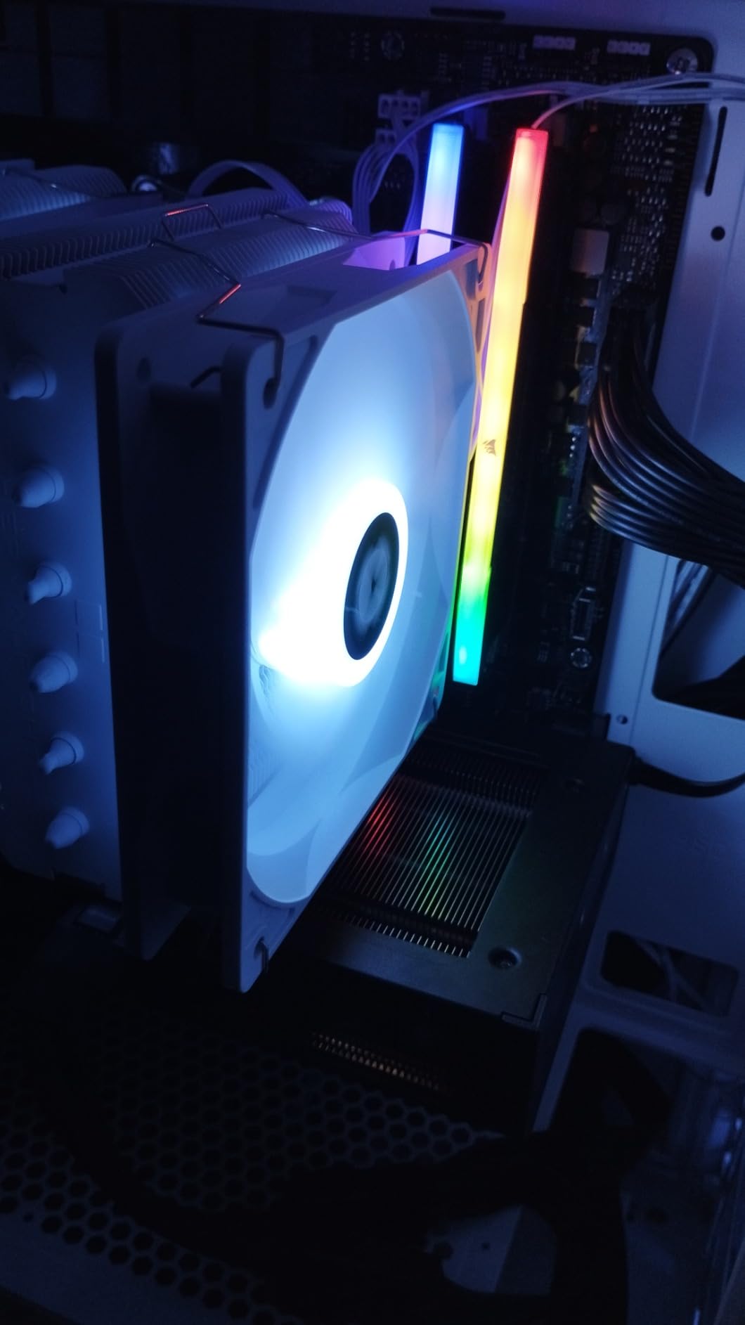 Okay, aber RGB etwas dunkel