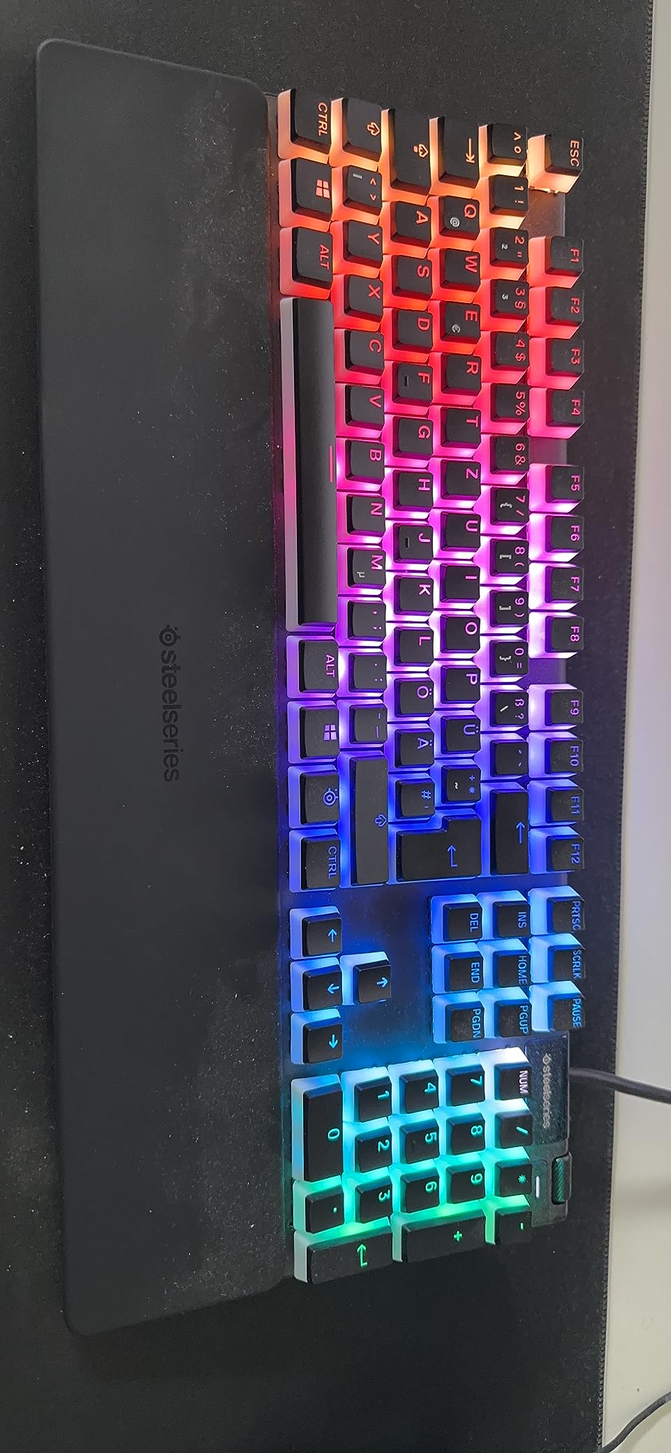 Sehr gute Tastatur