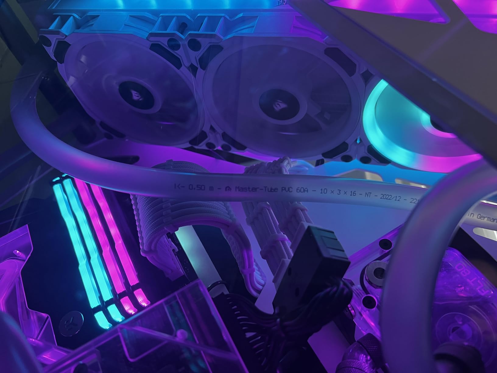 Sehr empfehlenswert für RGB-Fans